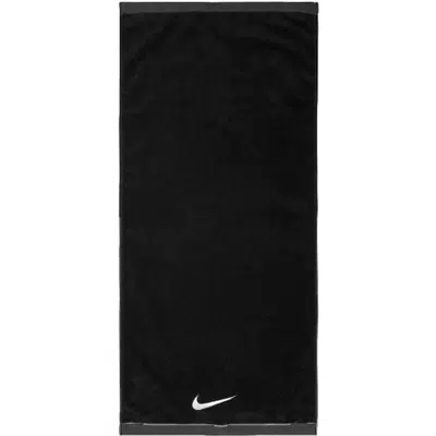 Nike Fundamental Handdoek Medium Zwart