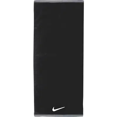 Nike Fundamental Handdoek